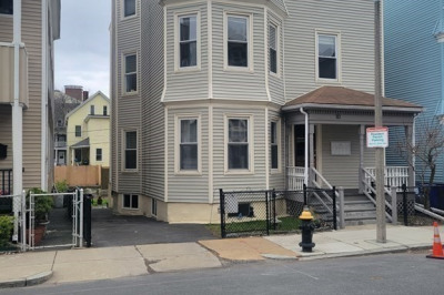 10 Bellflower St #3 1