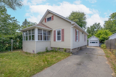 14 Thornfell St