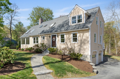 43 Hosmer St 1