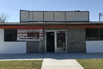 319 Hathaway Blvd 1