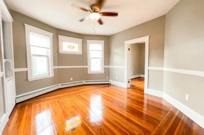 214 Hancock St. ##2 1