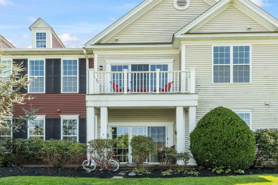 214 Corning Fairbanks Way #214 1
