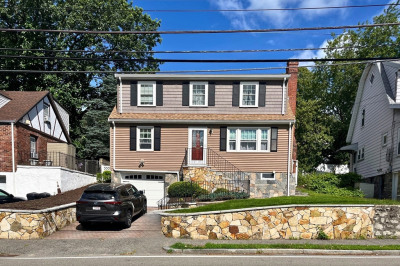 469 Appleton Street 1