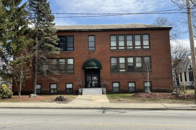 593 Main St #SL4 1