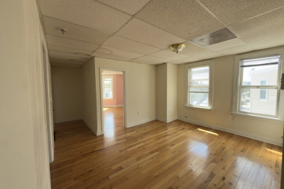 1004 Bennington St #3 1