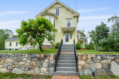 22 Old Lowell Rd #22 1
