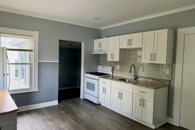 15 Church Ave #4 1