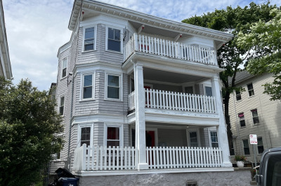 31 Barry St #3