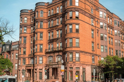 362 Commonwealth Ave #4E 1