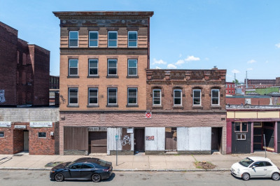 437-443 Main St 1