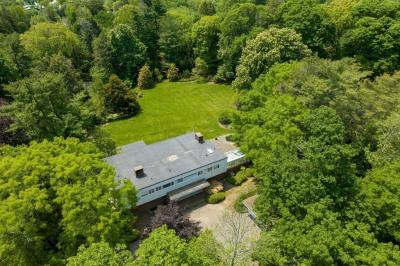 24 Essex Rd 1