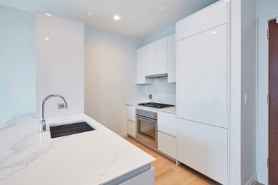 133 Seaport Blvd #807