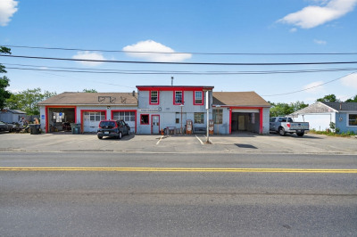 657 Yarmouth Road 1