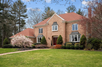 231 Manns Dr 1