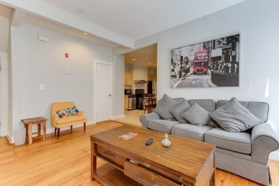 21 Dean St #2 1