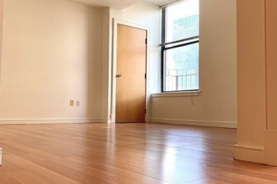 131 Tremont Street #8G 1