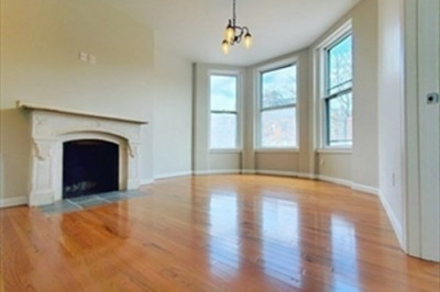 242 Newbury Street #2 1