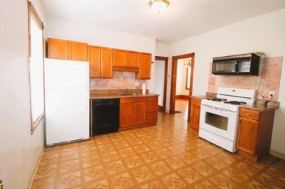 14 Huntoon St #3 1