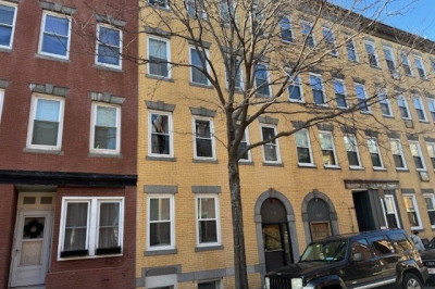 160 Cottage St #202 1