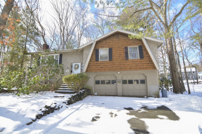 44 Longbow Road