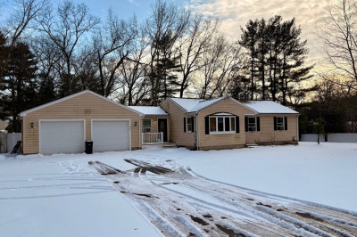 587 Maple Road