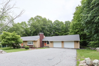 134 W Bacon St 1