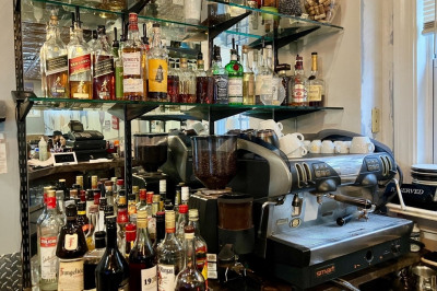 000 Liquor License 1