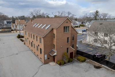 221 Chelmsford Street #3 1