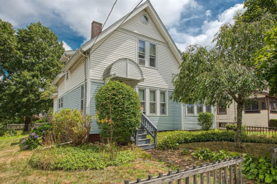 124 Manomet St