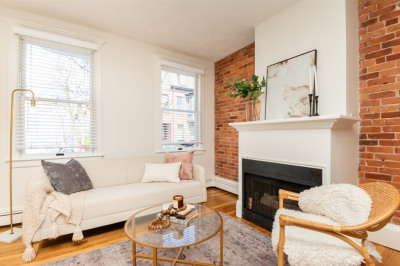 298a Bunker Hill Street #1 1