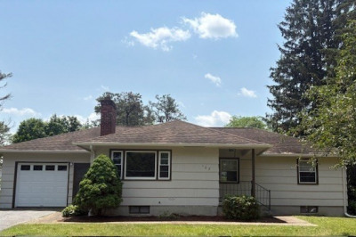 107 Valley Rd 1