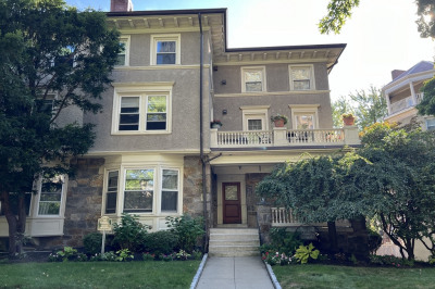 19 Regent Circle #1 1