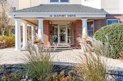 10 Seaport Drive #2111 1