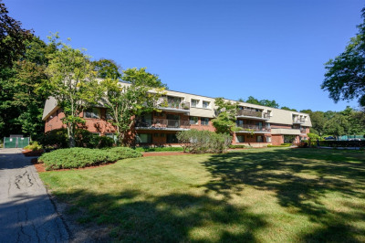 575 Broad St #313 1