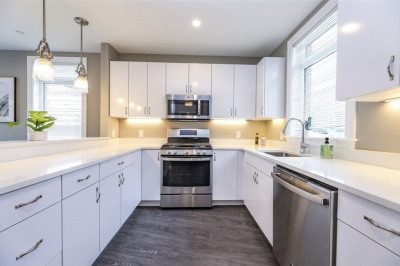 4945 Washington #102 1