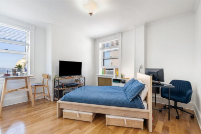 21 Beacon Street #11D 1