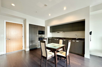 110 Stuart St #25A