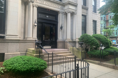 483 Beacon St #26 1