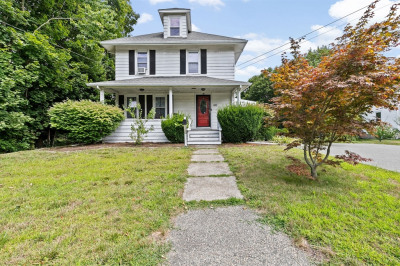 800 Plymouth St 1