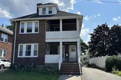 22 Lenglen Rd #2