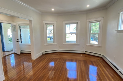 126 Winsor Ave #1 1