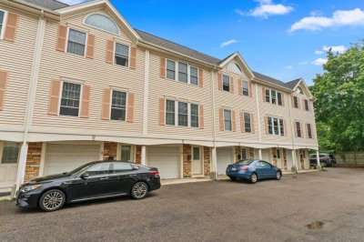 47 Chestnut St #4 1