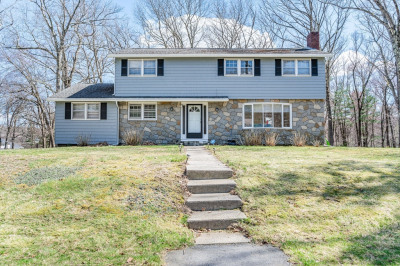 15 Maplewood Rd