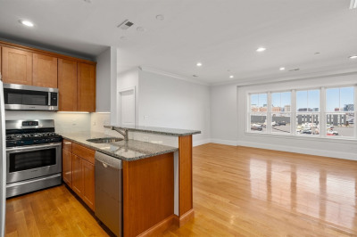 360 W 2nd #11 1