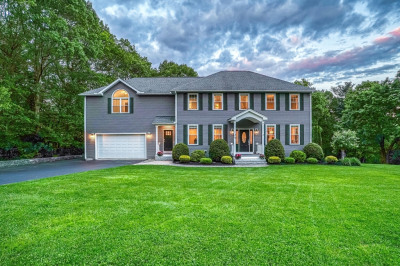 23 Lamplighter Dr 1