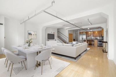 453 Washington St #8A 1