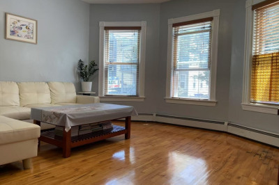 72 Romsey St #3 1