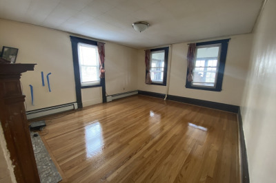 2 Hammond Ct #1 1