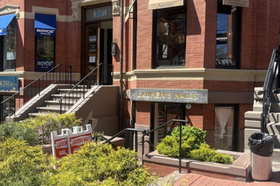 249 Newbury 1
