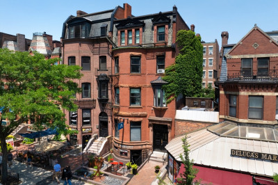 245 Newbury Street 1